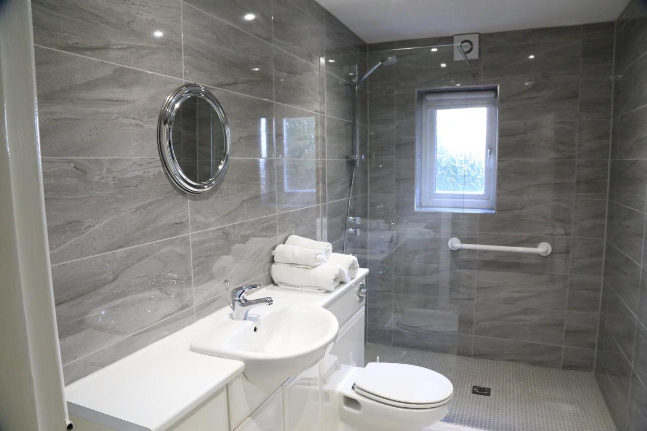 La Suisse Serviced Apartments แมนเชสเตอร์ ภายนอก รูปภาพ